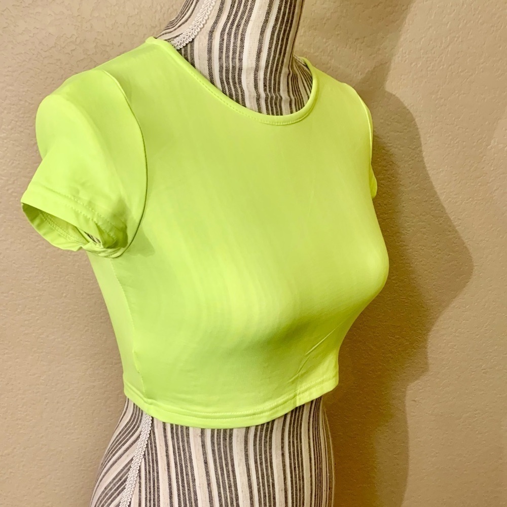 NEW 2-Pce Set Small Neon Yellow Bike Shorts & Short-Sleeve Top Back Zip Stretch - Picture 3 of 13